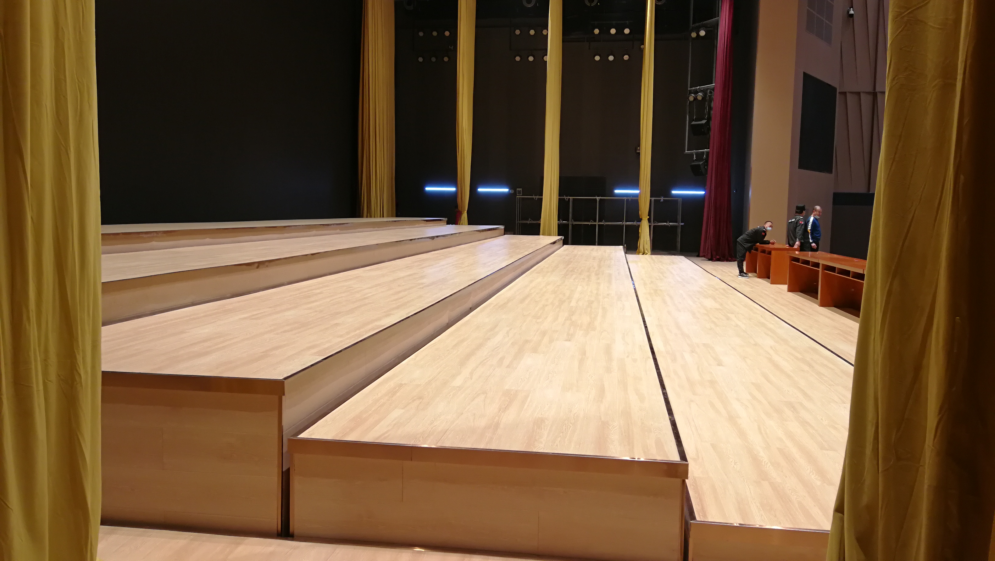 山東濱州市黃河三角洲農(nóng)產(chǎn)品交易服務中心劇場順利竣工